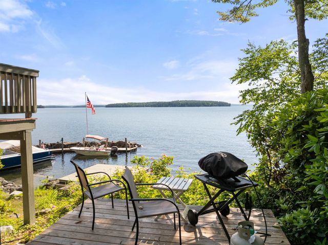 14 Lockes Island, Gilford, NH 03249
