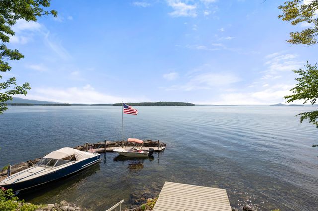 14 Lockes Island, Gilford, NH 03249