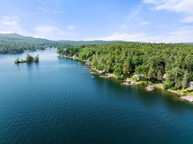 14 Lockes Island, Gilford, NH 03249