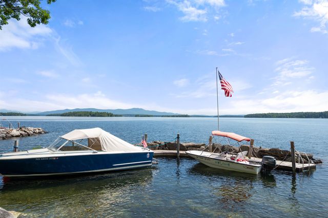 14 Lockes Island, Gilford, NH 03249