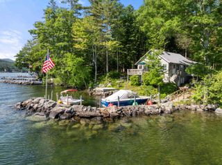 14 Lockes Island, Gilford, NH 03249