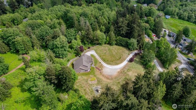 16711 Blodgett Road, Mount Vernon, WA 98274