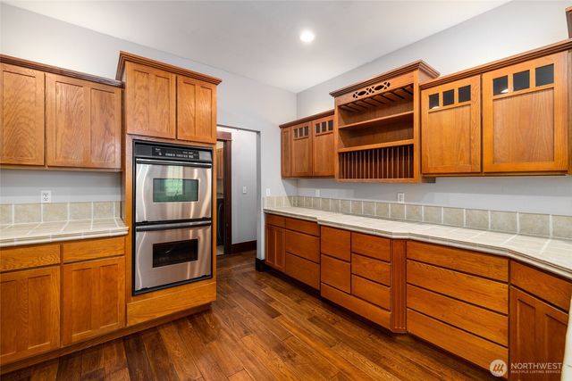 16711 Blodgett Road, Mount Vernon, WA 98274