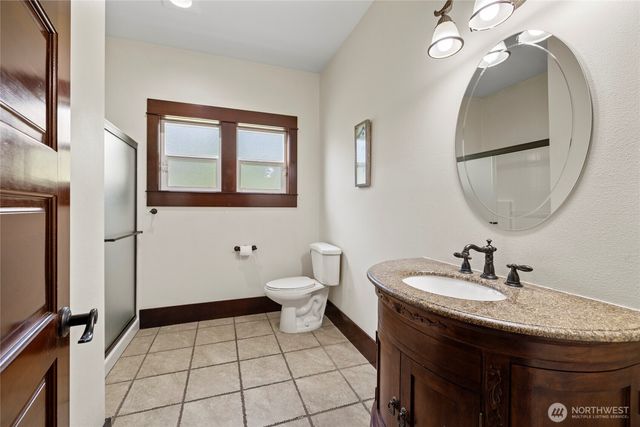 16711 Blodgett Road, Mount Vernon, WA 98274