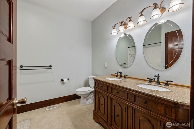 16711 Blodgett Road, Mount Vernon, WA 98274