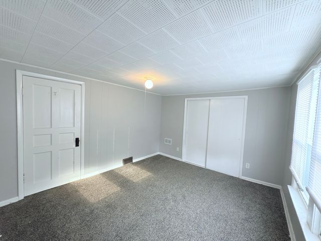 2233 24th Street, Rock Island, IL 61201