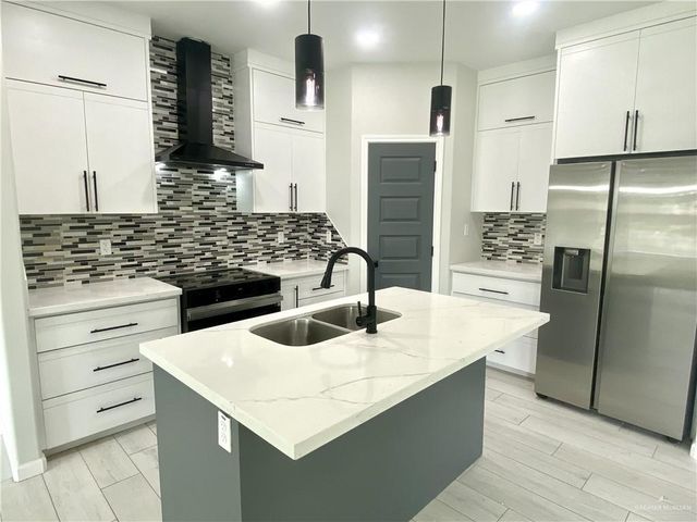 625 Delia Lane, Brownsville, TX 78520