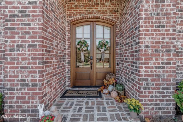 129 Victoria Place, Madison, MS 39110