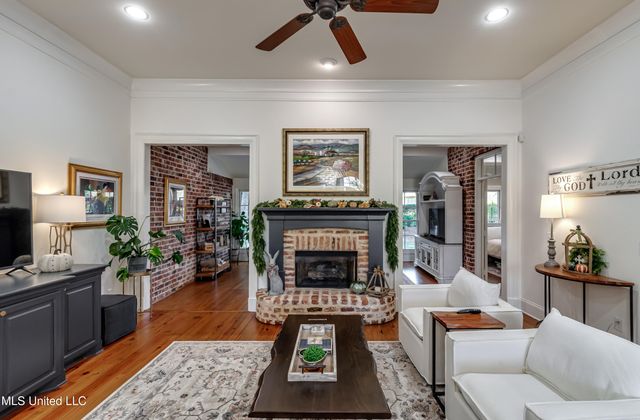 129 Victoria Place, Madison, MS 39110