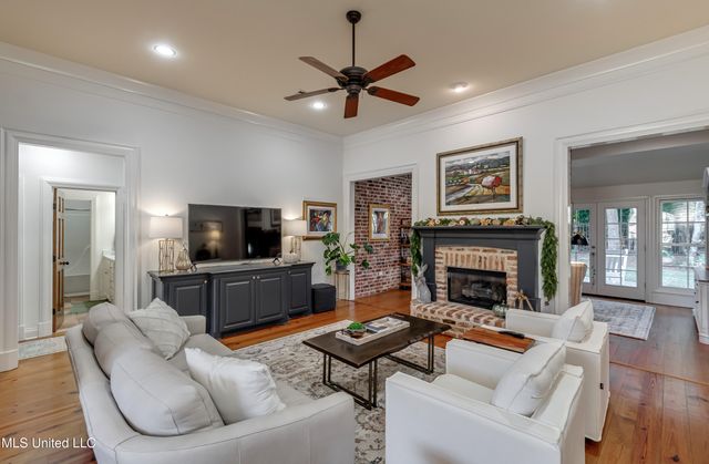 129 Victoria Place, Madison, MS 39110