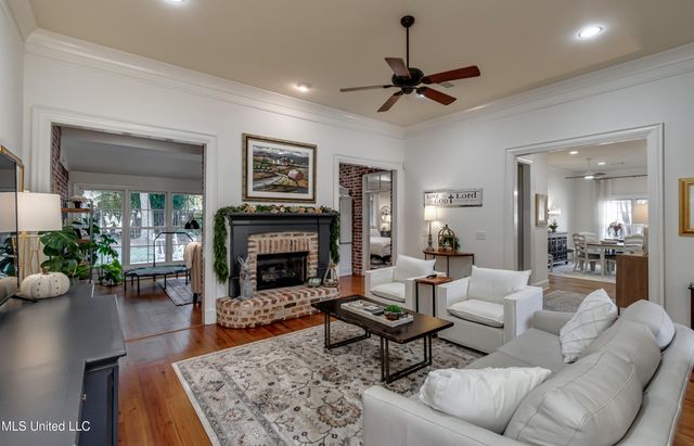 129 Victoria Place, Madison, MS 39110