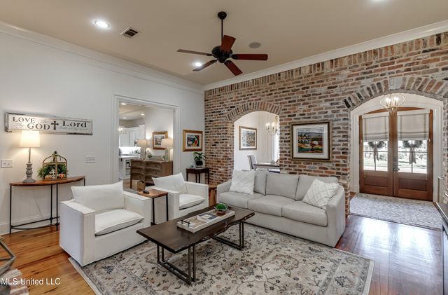 129 Victoria Place, Madison, MS 39110