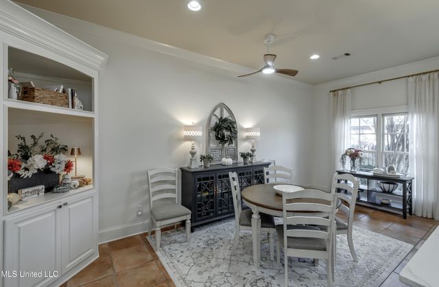 129 Victoria Place, Madison, MS 39110