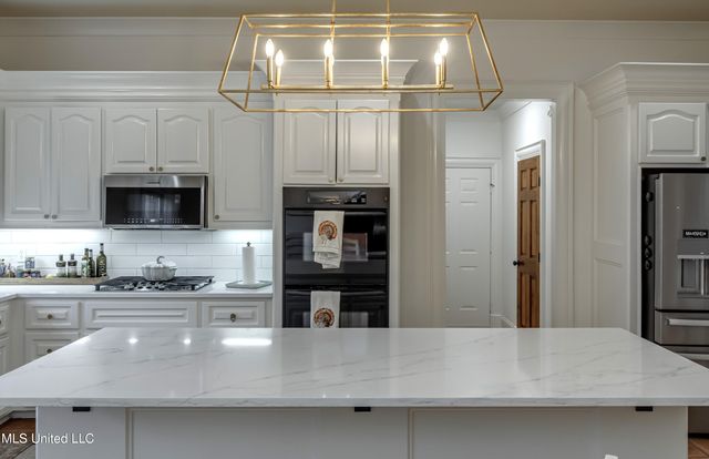 129 Victoria Place, Madison, MS 39110