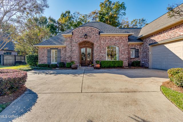 129 Victoria Place, Madison, MS 39110