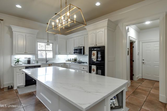 129 Victoria Place, Madison, MS 39110