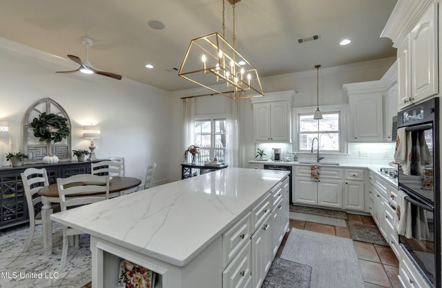 129 Victoria Place, Madison, MS 39110