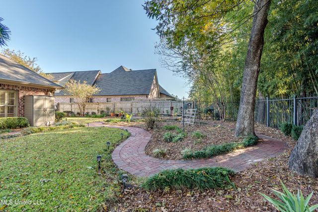 129 Victoria Place, Madison, MS 39110