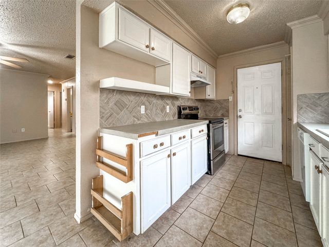 1112 Autumn Oak Drive, Denton, TX 76209