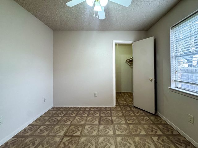 1112 Autumn Oak Drive, Denton, TX 76209