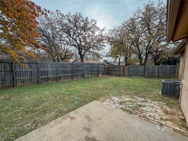 1112 Autumn Oak Drive, Denton, TX 76209