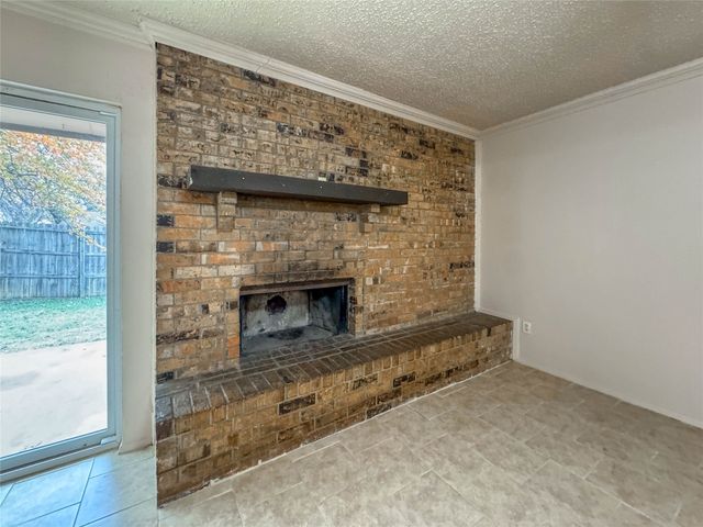 1112 Autumn Oak Drive, Denton, TX 76209