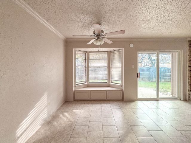 1112 Autumn Oak Drive, Denton, TX 76209