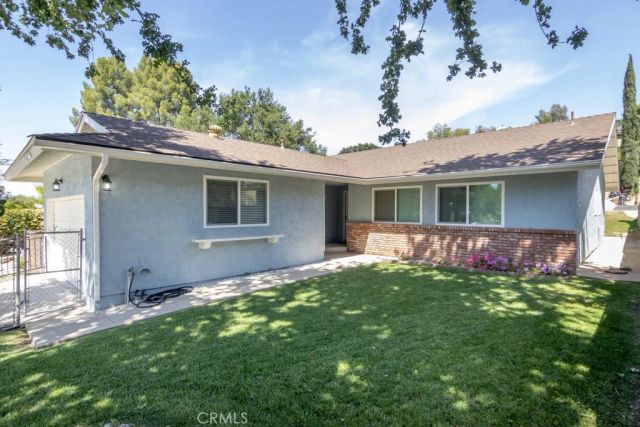 25040 Everett Drive, Newhall, CA 91321