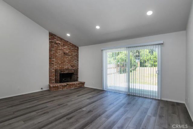 25040 Everett Drive, Newhall, CA 91321