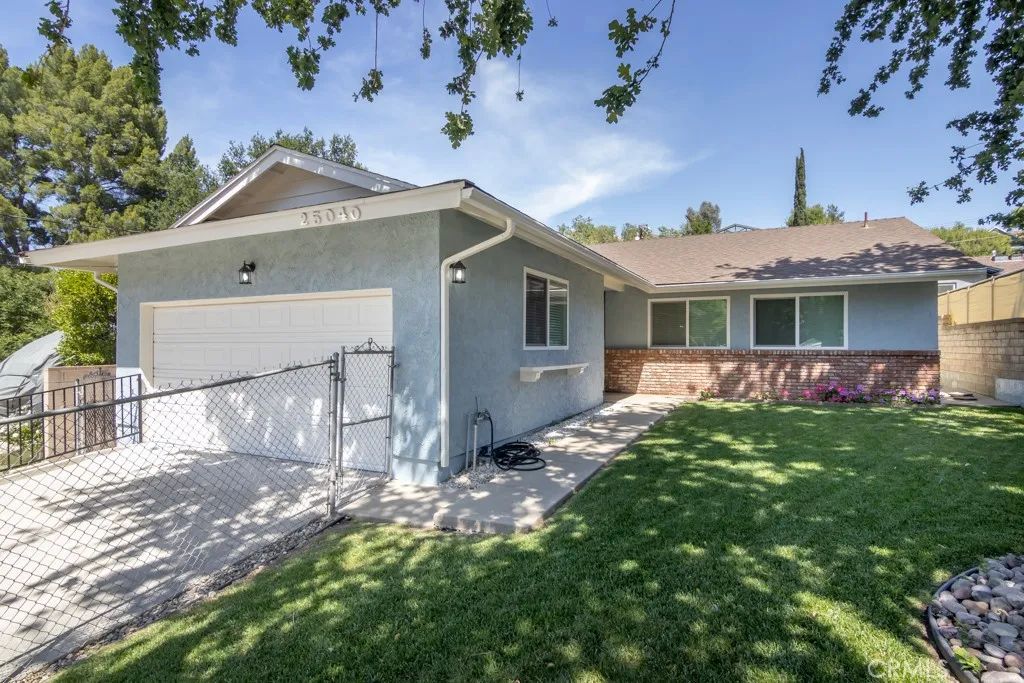 25040 Everett Drive, Newhall, CA 91321