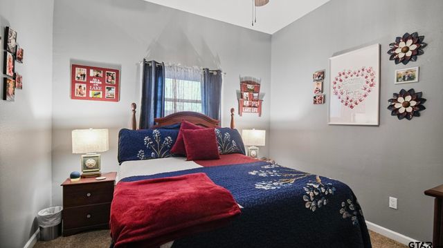 21850 South Shore Drive, Chandler, TX 75758