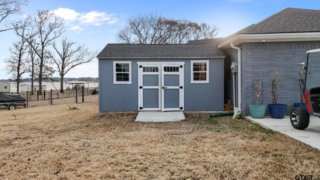 21850 South Shore Drive, Chandler, TX 75758