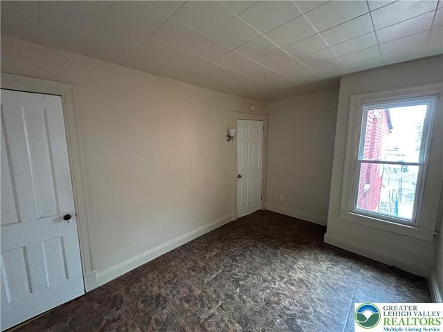 222 Clearfield Street, Freemansburg Boro, PA 18017