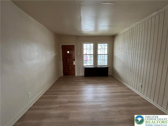 222 Clearfield Street, Freemansburg Boro, PA 18017