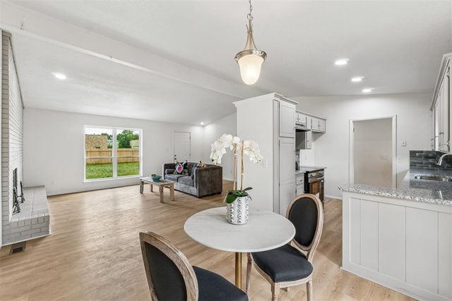 6736 Cherry Place, Oklahoma City, OK 73127