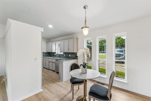 6736 Cherry Place, Oklahoma City, OK 73127