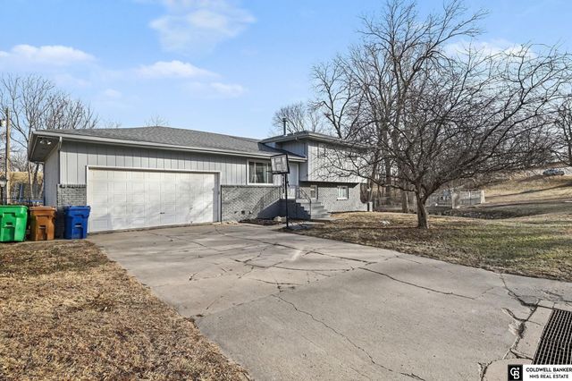 7515 S 18 Street, Bellevue, NE 68147