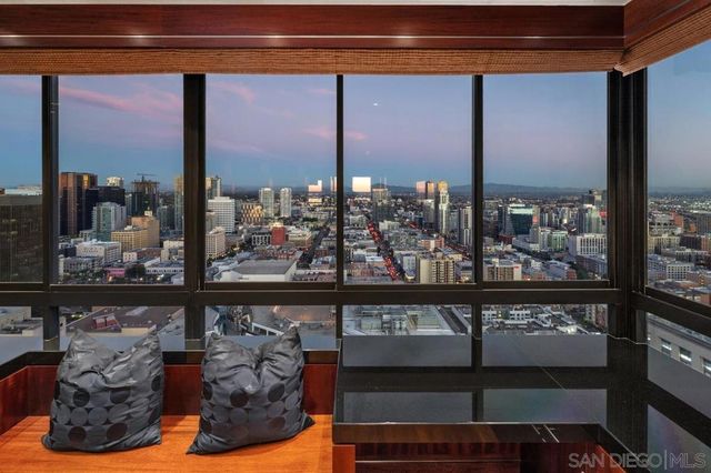 700 Front St 2701, San Diego, CA 92101