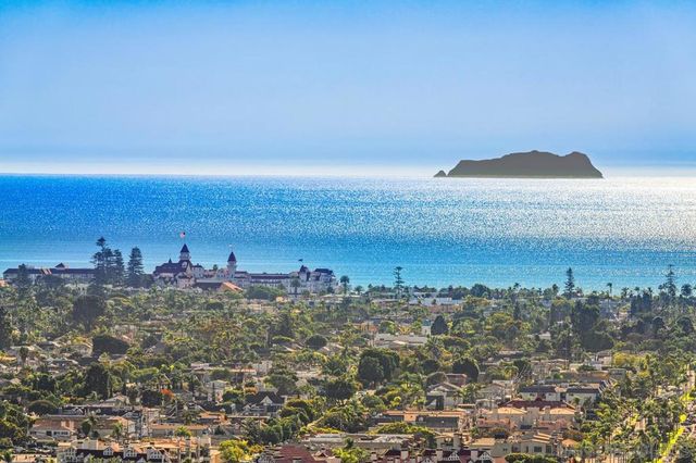 700 Front St 2701, San Diego, CA 92101