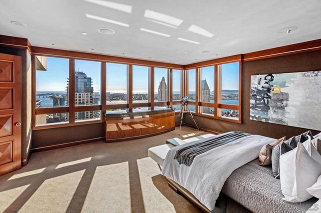 700 Front St 2701, San Diego, CA 92101