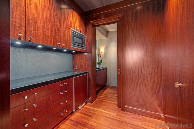 700 Front St 2701, San Diego, CA 92101