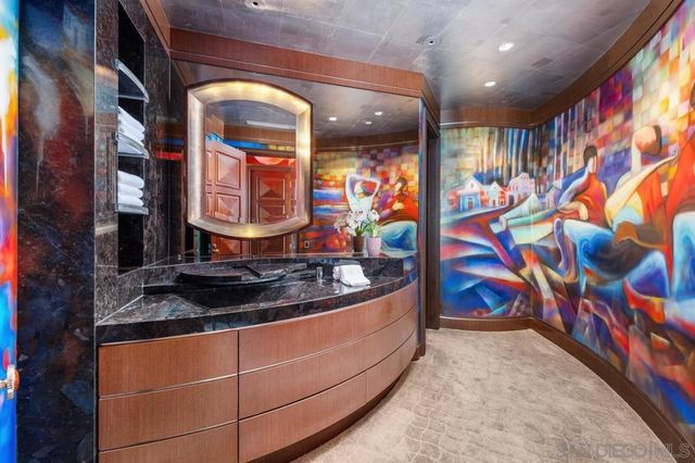 700 Front St 2701, San Diego, CA 92101