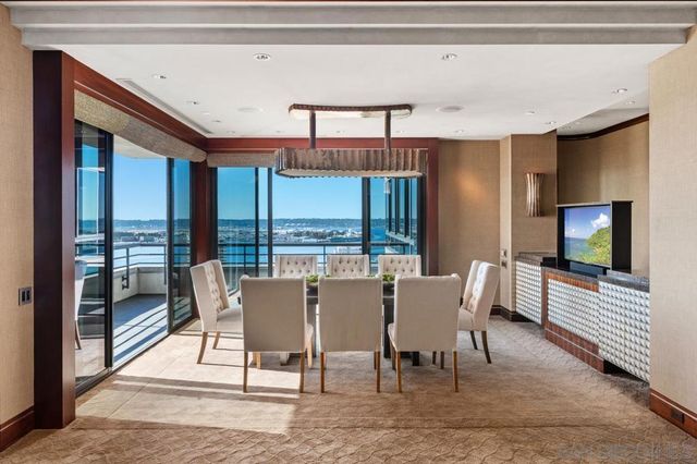 700 Front St 2701, San Diego, CA 92101