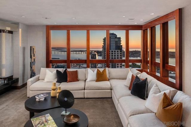 700 Front St 2701, San Diego, CA 92101