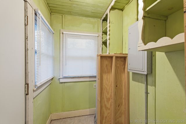 1408 E 6th Street, Okmulgee, OK 74447