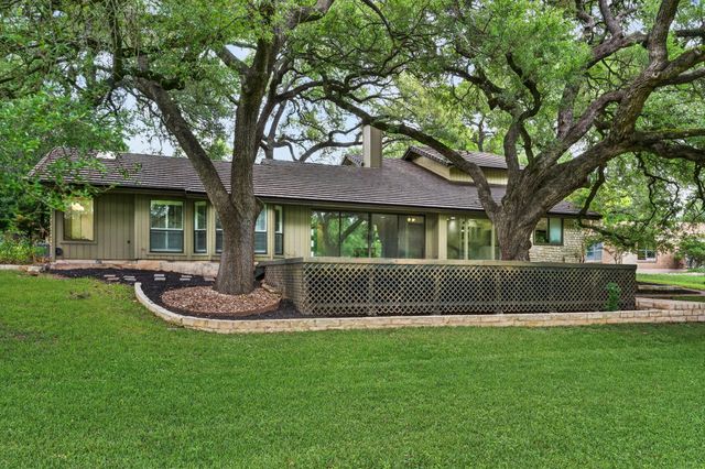 1301 Mill Creek DR, Salado, TX 76571