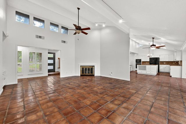 1301 Mill Creek DR, Salado, TX 76571