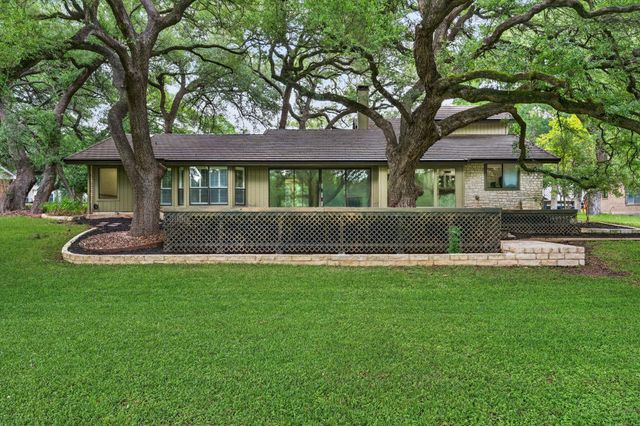 1301 Mill Creek DR, Salado, TX 76571
