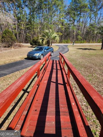 885 Henderson Road, Dublin, GA 31021