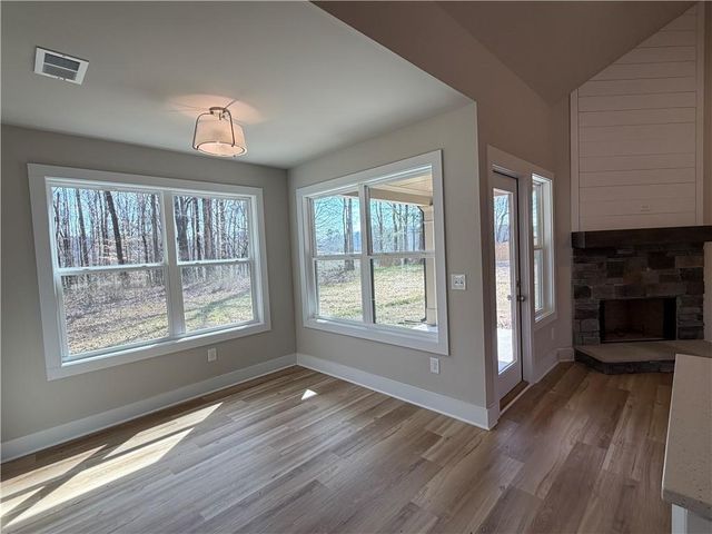 629 136 Connector, Talking Rock, GA 30175